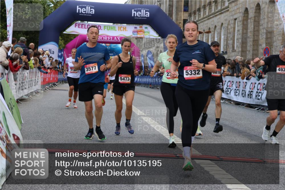 06.09.2026 - CURREX Alsterlauf Strokosch-Dieckow http://msf.ph/oto/10135195 06.09.2026 09:56:27 Ziel 2188, 2341, 2620, 3577, 4057, 4933, 5332, 5473, 5586, 5807, 5841, 8131, 8134 meine-sportfotos.de