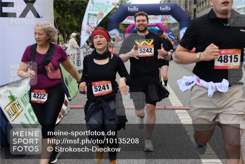 06.09.2026 - CURREX Alsterlauf Strokosch-Dieckow http://msf.ph/oto/10135208 06.09.2026 10:09:26 Ziel 2082, 2201, 2466, 2707, 2919, 3332, 3573, 4222, 4280, 4815, 5126, 5241, 6070, 8271, 8294 meine-sportfotos.de