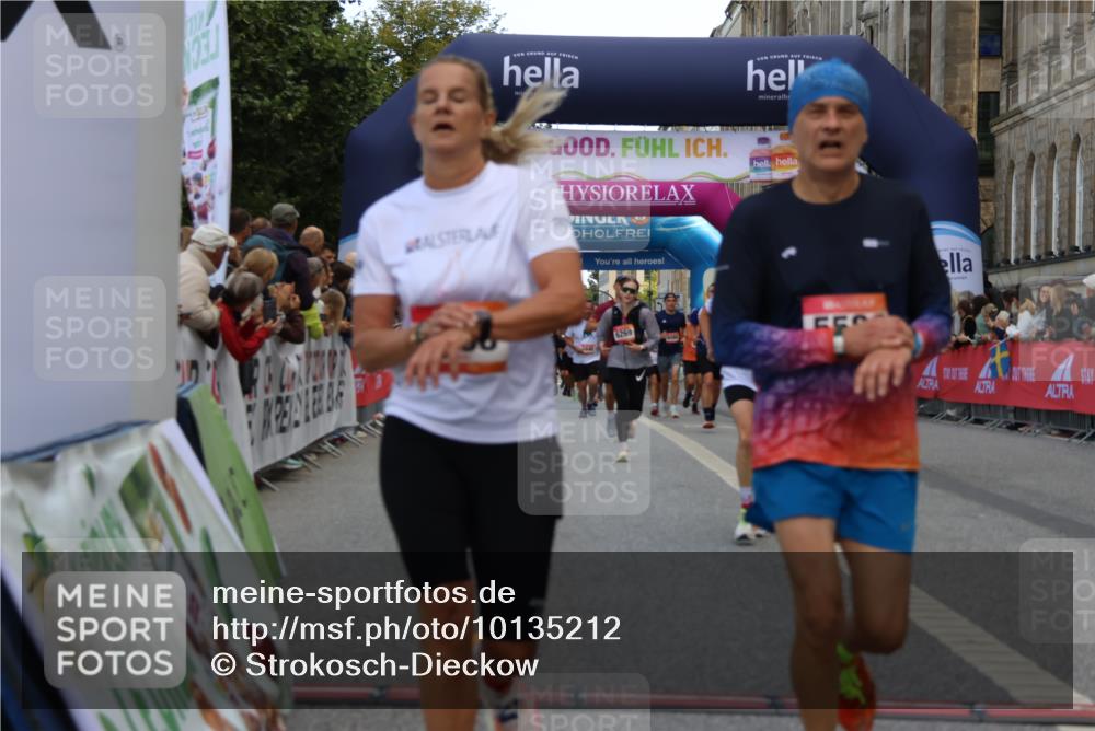 06.09.2026 - CURREX Alsterlauf Strokosch-Dieckow http://msf.ph/oto/10135212 06.09.2026 09:56:30 Ziel 2188, 2341, 2620, 3116, 3577, 4057, 4059, 4933, 5332, 5473, 5586, 5807, 6269, 8131, 8134 meine-sportfotos.de