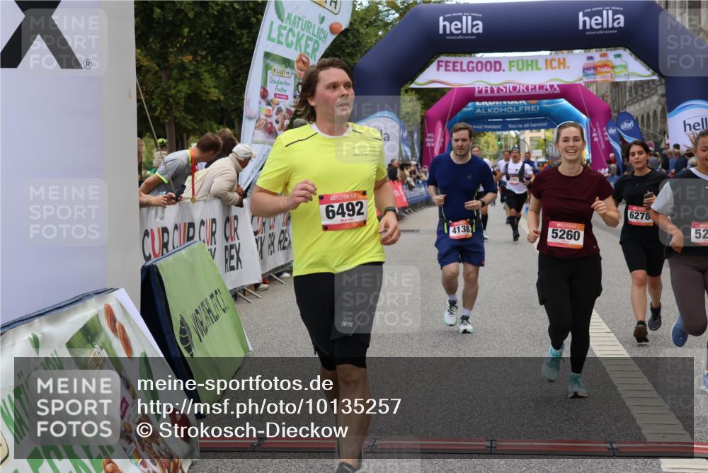 06.09.2026 - CURREX Alsterlauf Strokosch-Dieckow http://msf.ph/oto/10135257 06.09.2026 10:09:35 Ziel 2707, 2742, 3785, 3787, 4138, 4280, 4328, 4536, 4986, 5259, 5260, 6278, 6492, 8271 meine-sportfotos.de