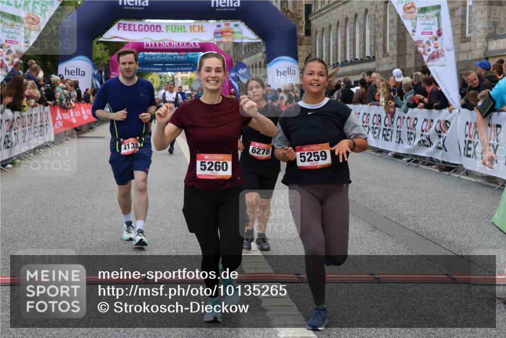 06.09.2026 - CURREX Alsterlauf Strokosch-Dieckow http://msf.ph/oto/10135265 06.09.2026 10:09:36 Ziel 2707, 2742, 3785, 3787, 4138, 4280, 4328, 4536, 4986, 5259, 5260, 6278, 6492 meine-sportfotos.de