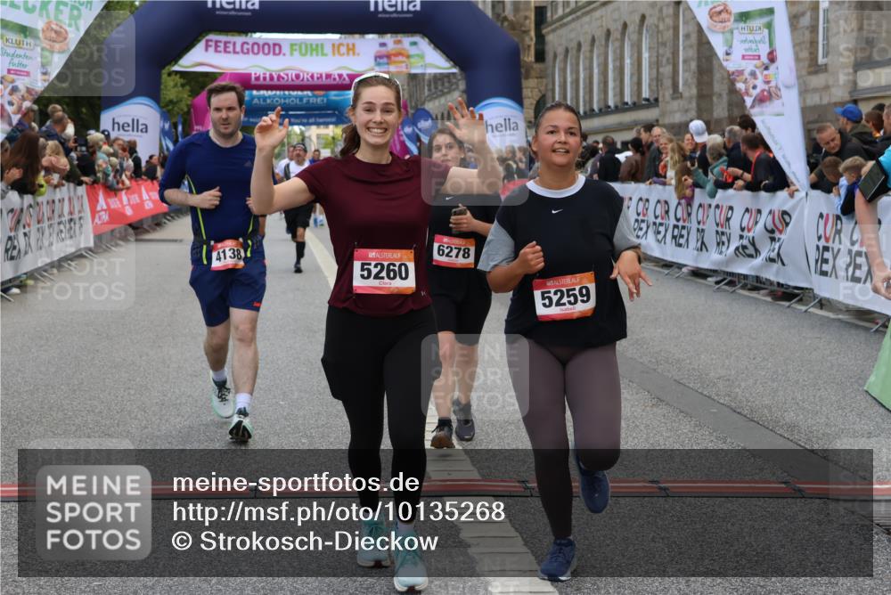 06.09.2026 - CURREX Alsterlauf Strokosch-Dieckow http://msf.ph/oto/10135268 06.09.2026 10:09:36 Ziel 2707, 2742, 3785, 3787, 4138, 4280, 4328, 4536, 4986, 5259, 5260, 6278, 6492 meine-sportfotos.de