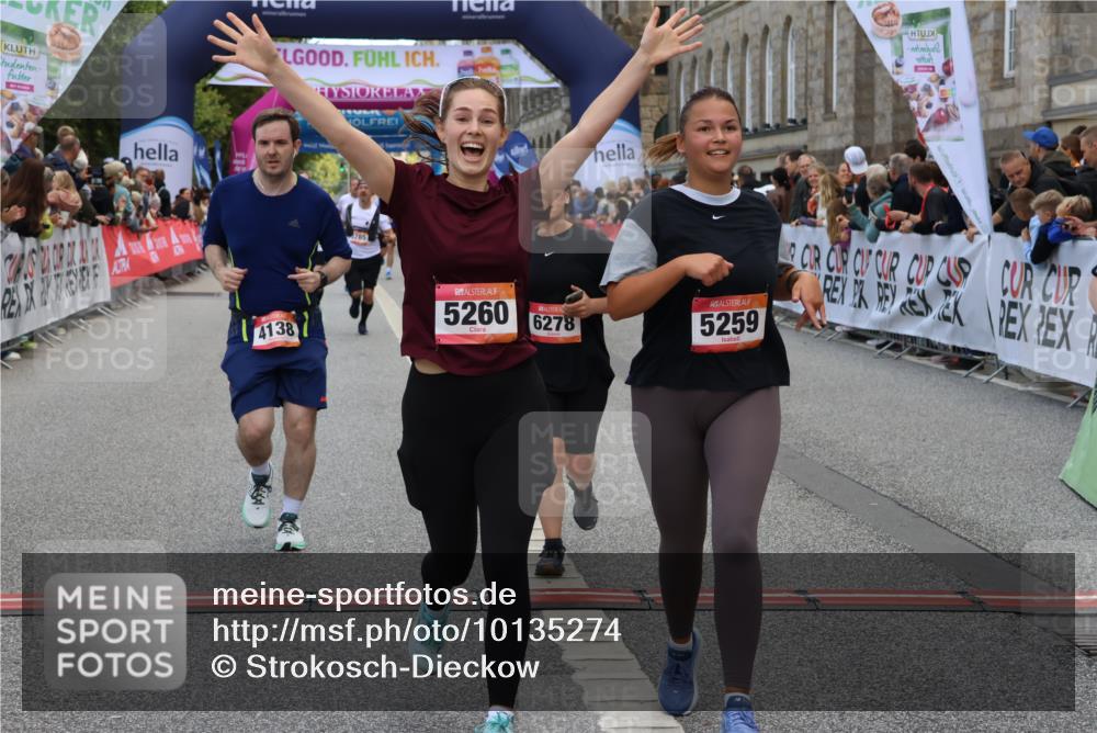 06.09.2026 - CURREX Alsterlauf Strokosch-Dieckow http://msf.ph/oto/10135274 06.09.2026 10:09:36 Ziel 2707, 2742, 3785, 3787, 4138, 4280, 4328, 4536, 4986, 5259, 5260, 6278, 6492 meine-sportfotos.de