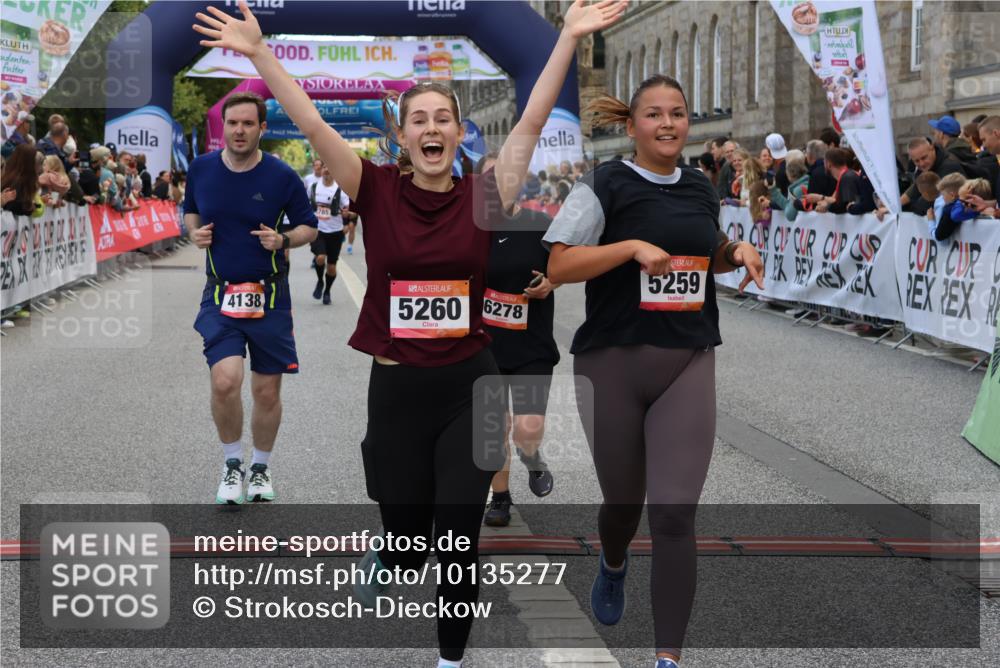 06.09.2026 - CURREX Alsterlauf Strokosch-Dieckow http://msf.ph/oto/10135277 06.09.2026 10:09:36 Ziel 2707, 2742, 3785, 3787, 4138, 4280, 4328, 4536, 4986, 5259, 5260, 6278, 6492 meine-sportfotos.de