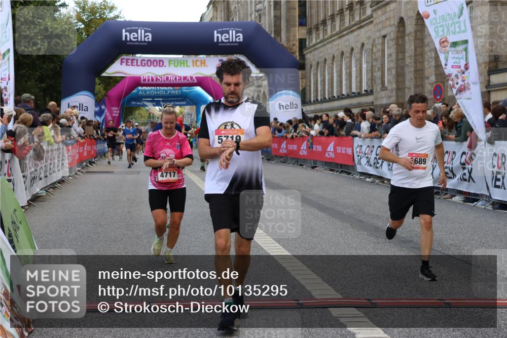 06.09.2026 - CURREX Alsterlauf Strokosch-Dieckow http://msf.ph/oto/10135295 06.09.2026 09:56:53 Ziel 2236, 2927, 3123, 3609, 3638, 3689, 4126, 4422, 4717, 5312, 5313, 5543, 5719, 5973, 6159 meine-sportfotos.de