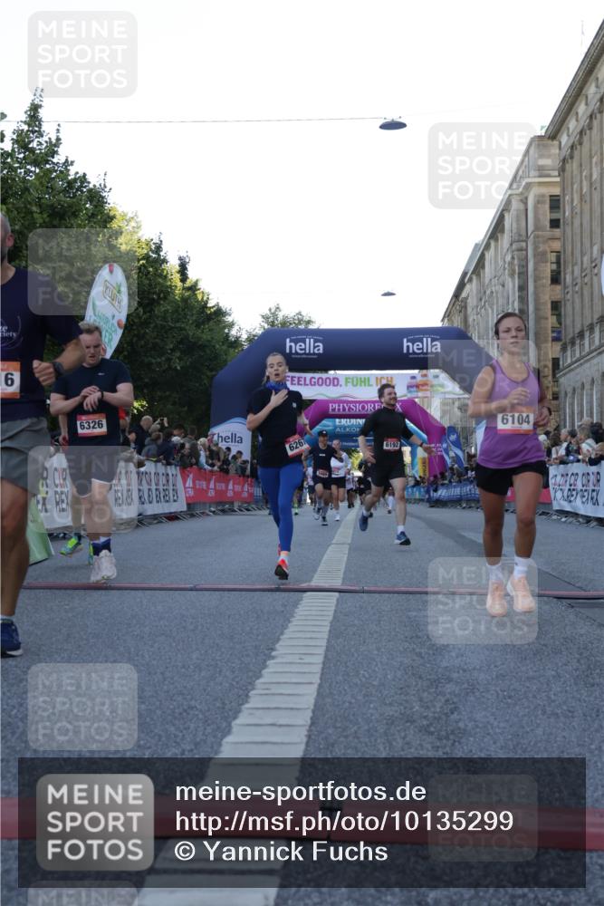 06.09.2026 - CURREX Alsterlauf Yannick Fuchs http://msf.ph/oto/10135299 06.09.2026 09:43:20 Ziel 2137, 2907, 3366, 3489, 3572, 4016, 4988, 5649, 5776, 5904, 5952, 6104, 6192, 6267, 6326, 8233, 8330 meine-sportfotos.de