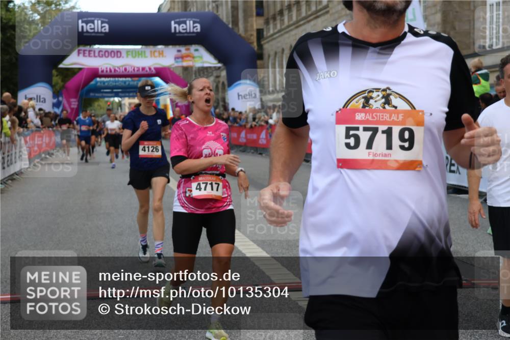 06.09.2026 - CURREX Alsterlauf Strokosch-Dieckow http://msf.ph/oto/10135304 06.09.2026 09:56:55 Ziel 2236, 2931, 3587, 3609, 3638, 3689, 4126, 4717, 5312, 5313, 5543, 5575, 5719, 5939, 5973, 8200 meine-sportfotos.de