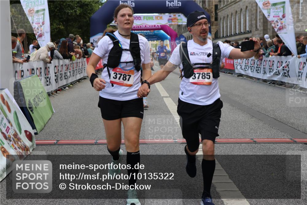 06.09.2026 - CURREX Alsterlauf Strokosch-Dieckow http://msf.ph/oto/10135322 06.09.2026 10:09:42 Ziel 2064, 2078, 2622, 2742, 3785, 3787, 4138, 4713, 5199, 5259, 5260, 5851, 6278 meine-sportfotos.de