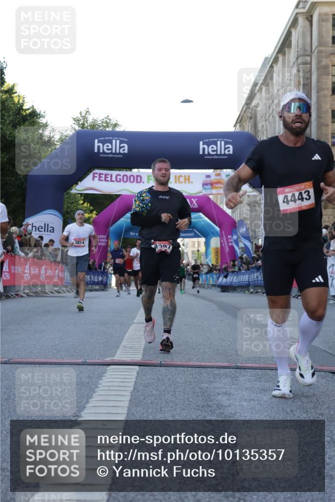 06.09.2026 - CURREX Alsterlauf Yannick Fuchs http://msf.ph/oto/10135357 06.09.2026 09:43:26 Ziel 3366, 3489, 3814, 4016, 4089, 4397, 4443, 4505, 4988, 5649, 5919, 6104, 6192, 6267, 6326, 8164 meine-sportfotos.de