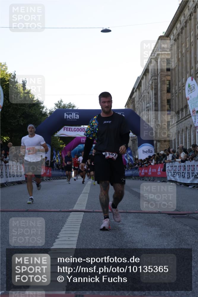 06.09.2026 - CURREX Alsterlauf Yannick Fuchs http://msf.ph/oto/10135365 06.09.2026 09:43:29 Ziel 3489, 3814, 4089, 4397, 4443, 4505, 4988, 5370, 5919, 6192, 6267, 6326, 8164 meine-sportfotos.de