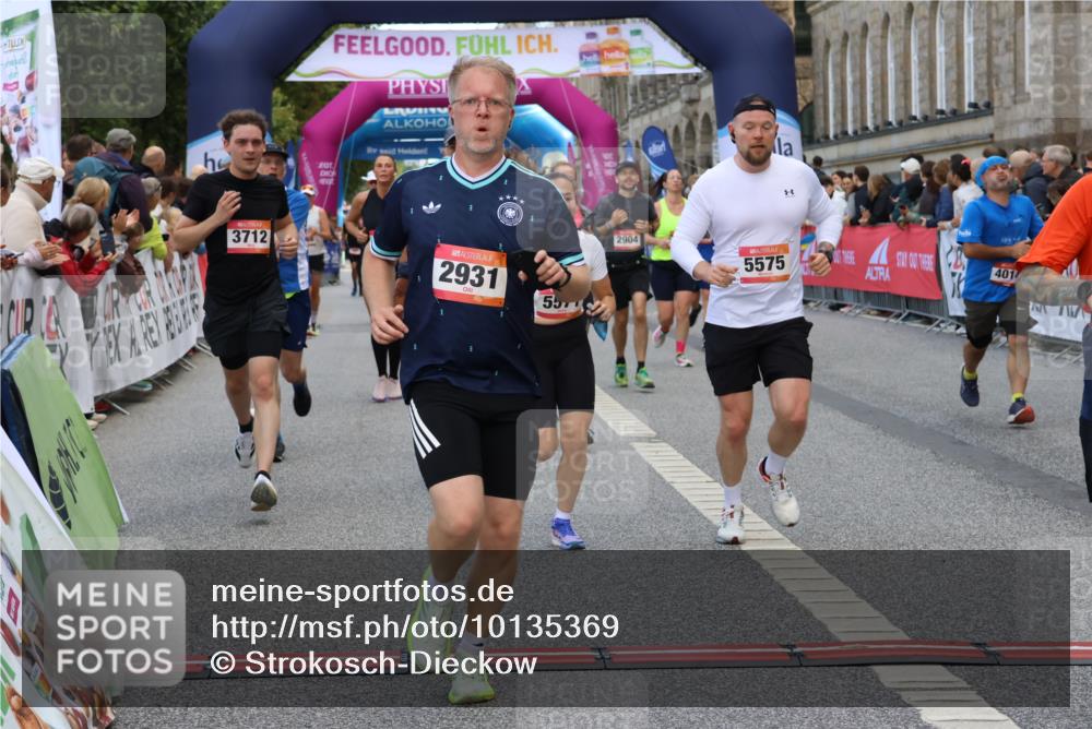 06.09.2026 - CURREX Alsterlauf Strokosch-Dieckow http://msf.ph/oto/10135369 06.09.2026 09:57:00 Ziel 2165, 2931, 3050, 3519, 3520, 3587, 3609, 3689, 3690, 3712, 3795, 4014, 4126, 4717, 4740, 5571, 5575, 5719, 5939, 6055, 6115, 8200 meine-sportfotos.de