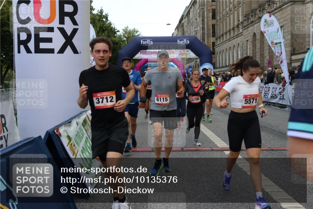 06.09.2026 - CURREX Alsterlauf Strokosch-Dieckow http://msf.ph/oto/10135376 06.09.2026 09:57:02 Ziel 2165, 2931, 2968, 3050, 3519, 3520, 3587, 3609, 3690, 3712, 3795, 4014, 4126, 4740, 5571, 5575, 5939, 6055, 6115, 8167, 8200 meine-sportfotos.de