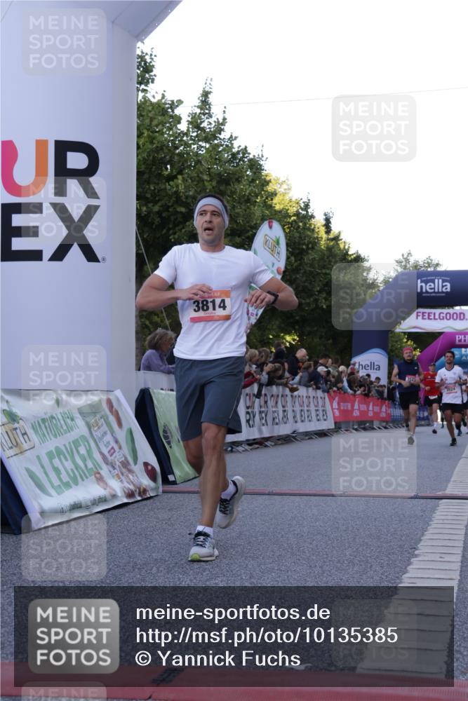 06.09.2026 - CURREX Alsterlauf Yannick Fuchs http://msf.ph/oto/10135385 06.09.2026 09:43:30 Ziel 3489, 3523, 3524, 3814, 4089, 4397, 4443, 4505, 5370, 5919, 6192, 8164 meine-sportfotos.de