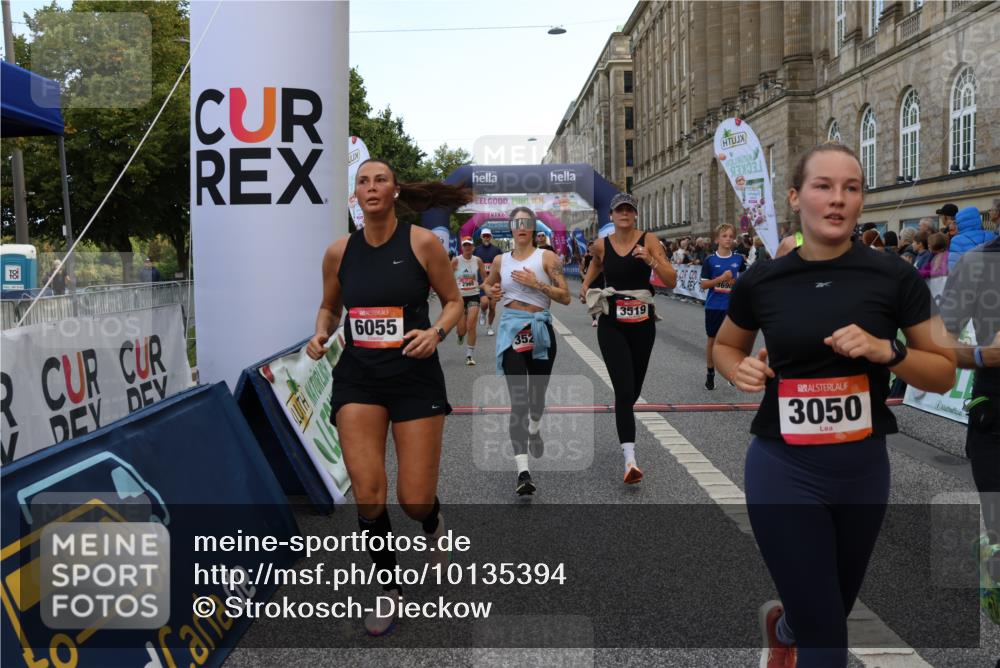 06.09.2026 - CURREX Alsterlauf Strokosch-Dieckow http://msf.ph/oto/10135394 06.09.2026 09:57:05 Ziel 2165, 2931, 2968, 3050, 3519, 3520, 3587, 3690, 3694, 3712, 3795, 4014, 4740, 5166, 5320, 5571, 5575, 5939, 6055, 6115, 8167, 8200 meine-sportfotos.de