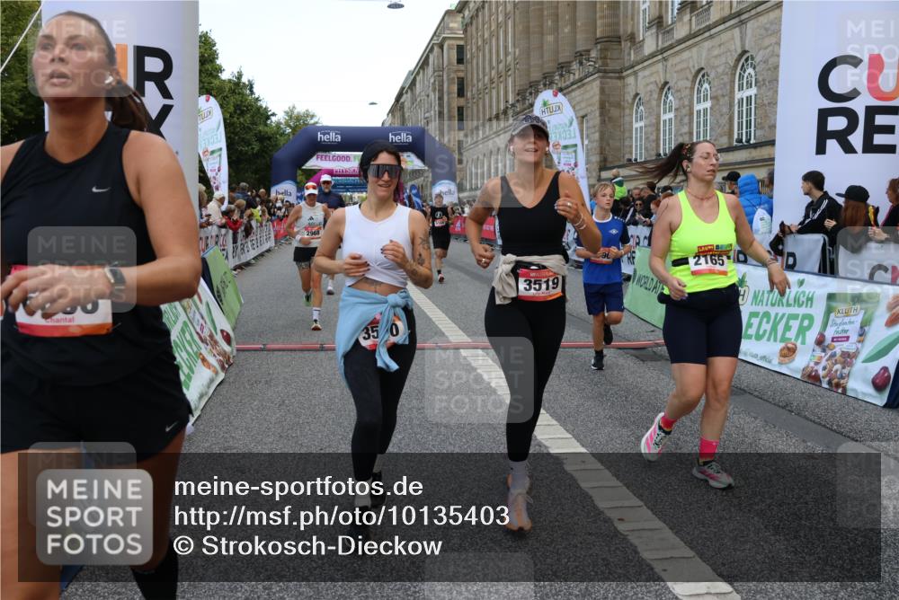 06.09.2026 - CURREX Alsterlauf Strokosch-Dieckow http://msf.ph/oto/10135403 06.09.2026 09:57:06 Ziel 2165, 2931, 2968, 3050, 3519, 3520, 3587, 3690, 3694, 3712, 3795, 4014, 4740, 5166, 5320, 5571, 5575, 5939, 6055, 6115, 8167, 8200 meine-sportfotos.de
