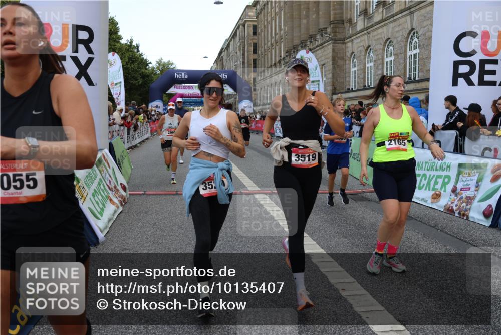 06.09.2026 - CURREX Alsterlauf Strokosch-Dieckow http://msf.ph/oto/10135407 06.09.2026 09:57:06 Ziel 2165, 2931, 2968, 3050, 3519, 3520, 3587, 3690, 3694, 3712, 3795, 4014, 4740, 5166, 5320, 5571, 5575, 5939, 6055, 6115, 8167, 8200 meine-sportfotos.de