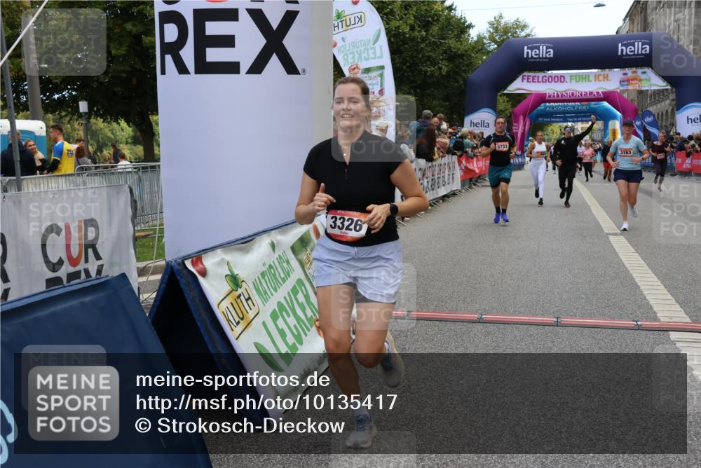 06.09.2026 - CURREX Alsterlauf Strokosch-Dieckow http://msf.ph/oto/10135417 06.09.2026 10:09:56 Ziel 2467, 3163, 3326, 4242, 4244, 5357, 5733, 5835, 5836, 6410 meine-sportfotos.de