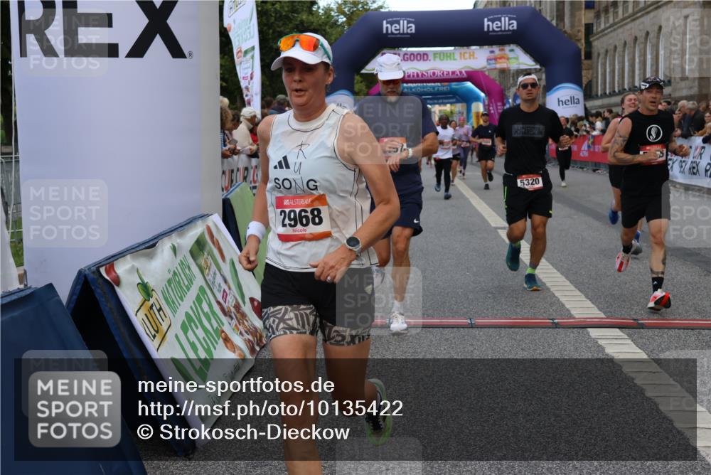 06.09.2026 - CURREX Alsterlauf Strokosch-Dieckow http://msf.ph/oto/10135422 06.09.2026 09:57:08 Ziel 2056, 2165, 2557, 2968, 3050, 3505, 3519, 3520, 3622, 3690, 3694, 3712, 3795, 4014, 4740, 4870, 5166, 5320, 5565, 5571, 6055, 6071, 6115, 6394, 8107, 8167 meine-sportfotos.de