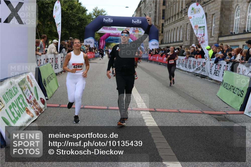 06.09.2026 - CURREX Alsterlauf Strokosch-Dieckow http://msf.ph/oto/10135439 06.09.2026 10:10:01 Ziel 2467, 3163, 3213, 3326, 4242, 4244, 4507, 5733 meine-sportfotos.de