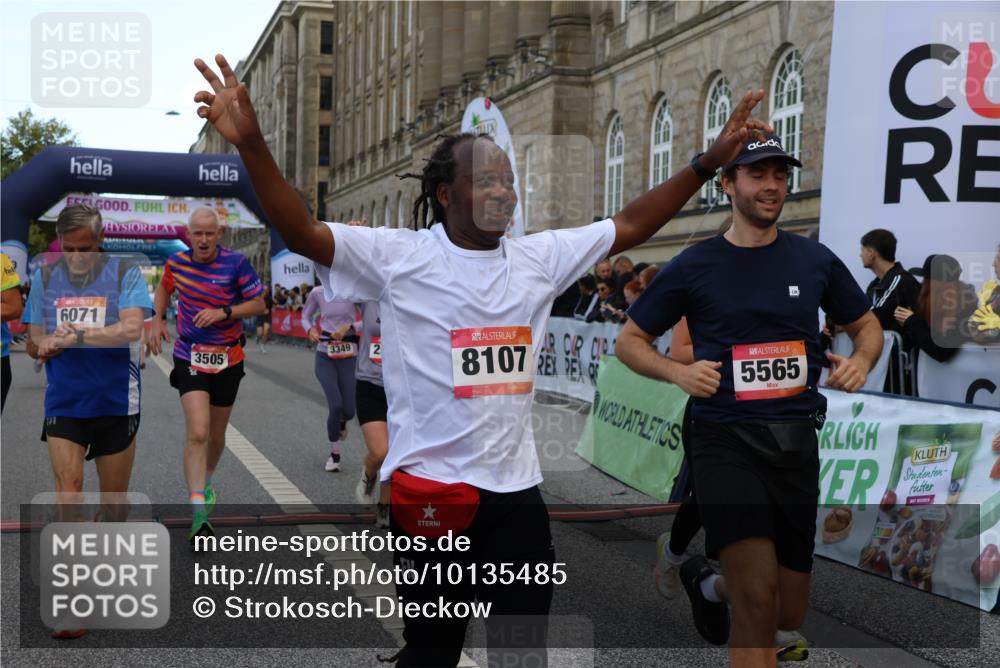 06.09.2026 - CURREX Alsterlauf Strokosch-Dieckow http://msf.ph/oto/10135485 06.09.2026 09:57:14 Ziel 2056, 2311, 2557, 3349, 3505, 3622, 3673, 3694, 4870, 5166, 5320, 5565, 6071, 6394, 6396, 8093, 8107, 8167 meine-sportfotos.de
