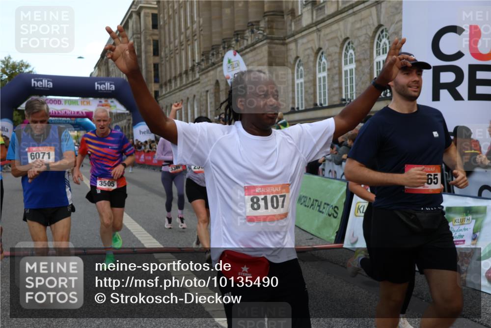 06.09.2026 - CURREX Alsterlauf Strokosch-Dieckow http://msf.ph/oto/10135490 06.09.2026 09:57:14 Ziel 2056, 2311, 2557, 3349, 3505, 3622, 3673, 3694, 4870, 5166, 5320, 5565, 6071, 6394, 6396, 8093, 8107, 8167 meine-sportfotos.de