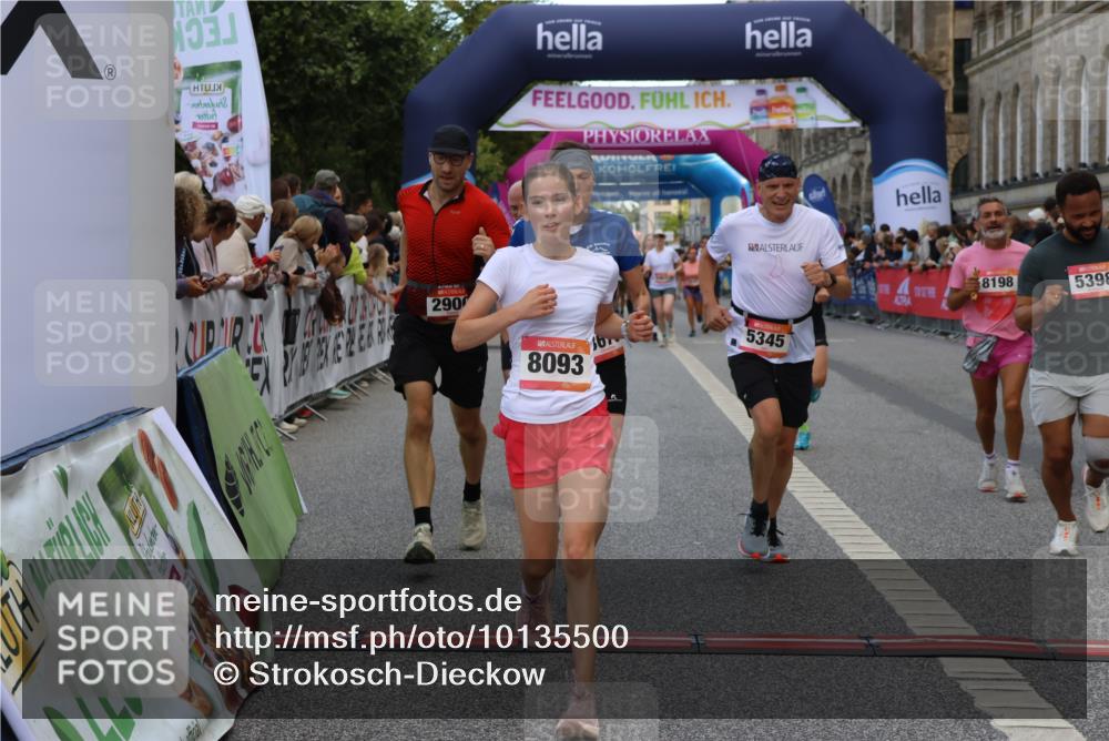 06.09.2026 - CURREX Alsterlauf Strokosch-Dieckow http://msf.ph/oto/10135500 06.09.2026 09:57:20 Ziel 2311, 2316, 2557, 2900, 3349, 3505, 3622, 3673, 3978, 5345, 5398, 6071, 6119, 6279, 6394, 6396, 8093, 8198 meine-sportfotos.de