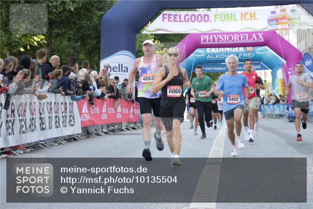 06.09.2026 - CURREX Alsterlauf Yannick Fuchs http://msf.ph/oto/10135504 06.09.2026 09:44:01 Ziel 2198, 3269, 3905, 3960, 3994, 4277, 4893, 5062, 5402, 6004, 6060, 6102 meine-sportfotos.de