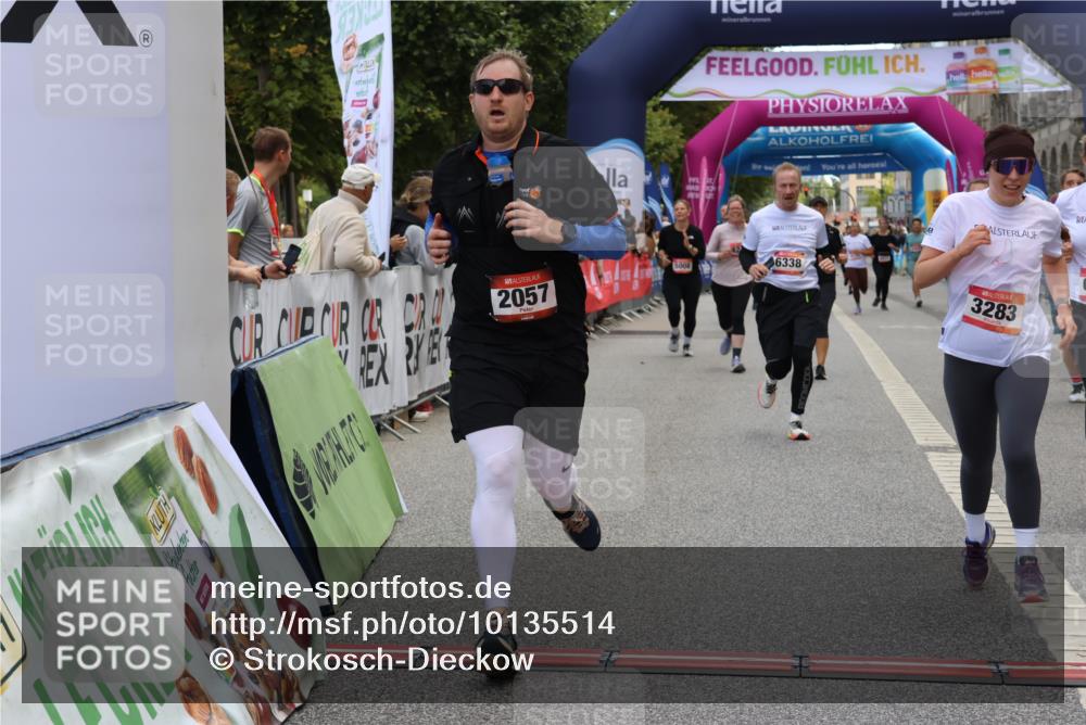 06.09.2026 - CURREX Alsterlauf Strokosch-Dieckow http://msf.ph/oto/10135514 06.09.2026 10:10:09 Ziel 2057, 2607, 2634, 3213, 3277, 3283, 4195, 4246, 4248, 4252, 4507, 4710, 6338, 6354, 8072, 8115, 8149, 8241 meine-sportfotos.de
