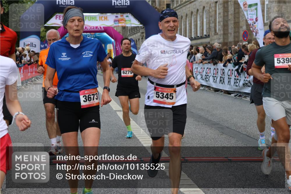06.09.2026 - CURREX Alsterlauf Strokosch-Dieckow http://msf.ph/oto/10135525 06.09.2026 09:57:21 Ziel 2311, 2316, 2900, 3349, 3673, 3881, 3978, 5345, 5398, 6119, 6279, 6396, 8093, 8198, 8281 meine-sportfotos.de