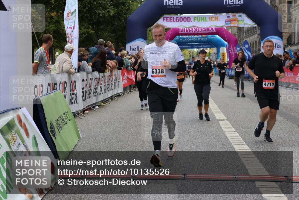 06.09.2026 - CURREX Alsterlauf Strokosch-Dieckow http://msf.ph/oto/10135526 06.09.2026 10:10:12 Ziel 2057, 2607, 2634, 2747, 3277, 3283, 4195, 4246, 4248, 4252, 4710, 5008, 6338, 6354, 8072, 8115, 8149, 8241 meine-sportfotos.de
