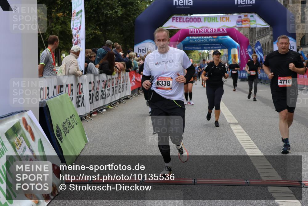 06.09.2026 - CURREX Alsterlauf Strokosch-Dieckow http://msf.ph/oto/10135536 06.09.2026 10:10:12 Ziel 2057, 2607, 2634, 2747, 3277, 3283, 4195, 4246, 4248, 4252, 4710, 5008, 6338, 6354, 8072, 8115, 8149, 8241 meine-sportfotos.de