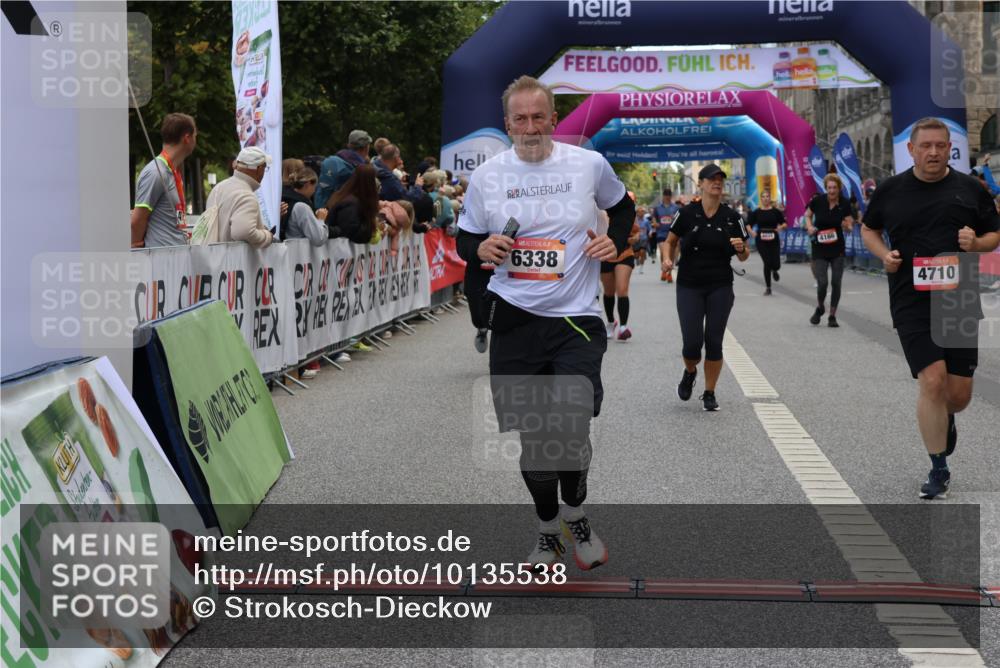 06.09.2026 - CURREX Alsterlauf Strokosch-Dieckow http://msf.ph/oto/10135538 06.09.2026 10:10:12 Ziel 2057, 2607, 2634, 2747, 3277, 3283, 4195, 4246, 4248, 4252, 4710, 5008, 6338, 6354, 8072, 8115, 8149, 8241 meine-sportfotos.de