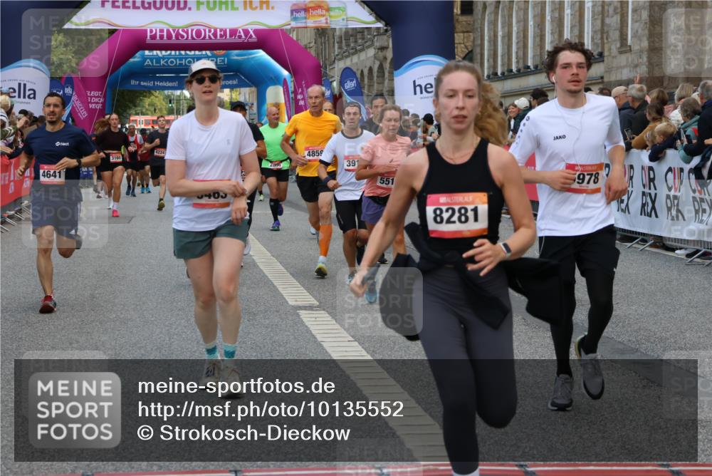 06.09.2026 - CURREX Alsterlauf Strokosch-Dieckow http://msf.ph/oto/10135552 06.09.2026 09:57:27 Ziel 2316, 2900, 2966, 3236, 3559, 3881, 3914, 3978, 4641, 4859, 5345, 5398, 5463, 5510, 5978, 6119, 6279, 8029, 8198, 8281 meine-sportfotos.de