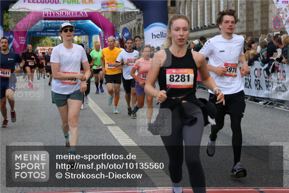 06.09.2026 - CURREX Alsterlauf Strokosch-Dieckow http://msf.ph/oto/10135560 06.09.2026 09:57:27 Ziel 2316, 2900, 2966, 3236, 3559, 3881, 3914, 3978, 4641, 4859, 5345, 5398, 5463, 5510, 5978, 6119, 6279, 8029, 8198, 8281 meine-sportfotos.de