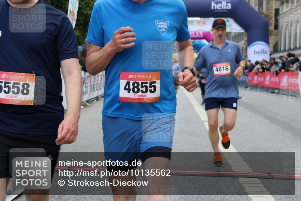 06.09.2026 - CURREX Alsterlauf Strokosch-Dieckow http://msf.ph/oto/10135562 06.09.2026 10:10:23 Ziel 4166, 4402, 4775, 4816, 4855, 4984, 5558, 6165, 6349, 8034 meine-sportfotos.de