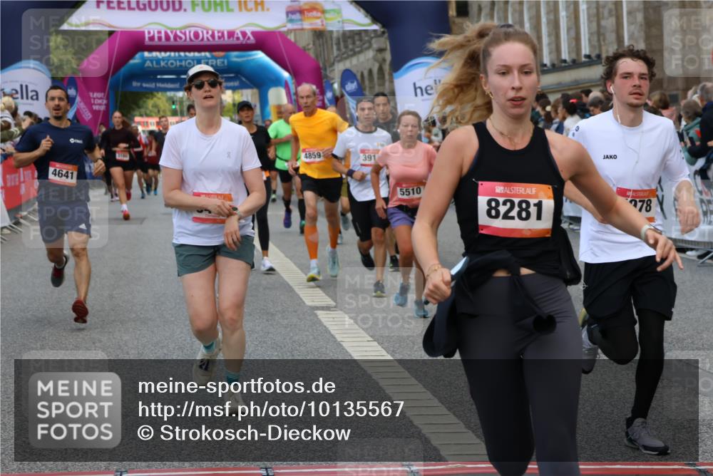 06.09.2026 - CURREX Alsterlauf Strokosch-Dieckow http://msf.ph/oto/10135567 06.09.2026 09:57:27 Ziel 2316, 2900, 2966, 3236, 3559, 3881, 3914, 3978, 4641, 4859, 5345, 5398, 5463, 5510, 5978, 6119, 6279, 8029, 8198, 8281 meine-sportfotos.de