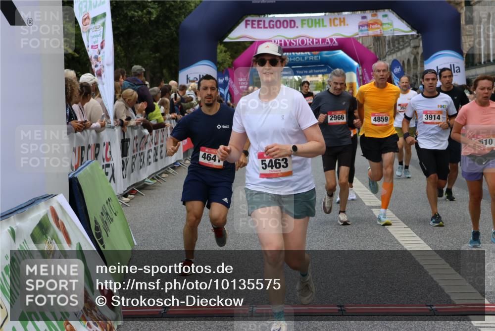 06.09.2026 - CURREX Alsterlauf Strokosch-Dieckow http://msf.ph/oto/10135575 06.09.2026 09:57:28 Ziel 2316, 2806, 2966, 3160, 3236, 3559, 3881, 3914, 3978, 4641, 4859, 5463, 5510, 5978, 6119, 6279, 8029, 8198, 8281 meine-sportfotos.de
