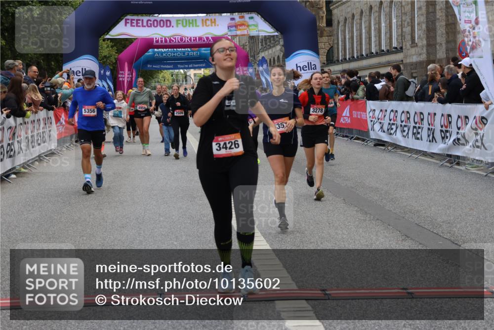06.09.2026 - CURREX Alsterlauf Strokosch-Dieckow http://msf.ph/oto/10135602 06.09.2026 10:10:35 Ziel 2509, 2670, 2674, 3077, 3127, 3278, 3426, 4066, 4144, 4239, 4694, 5356, 6220, 6351 meine-sportfotos.de