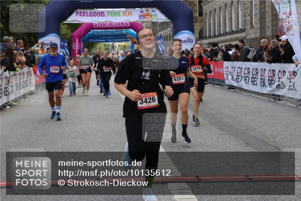 06.09.2026 - CURREX Alsterlauf Strokosch-Dieckow http://msf.ph/oto/10135612 06.09.2026 10:10:35 Ziel 2509, 2670, 2674, 3077, 3127, 3278, 3426, 4066, 4144, 4239, 4694, 5356, 6220, 6351 meine-sportfotos.de