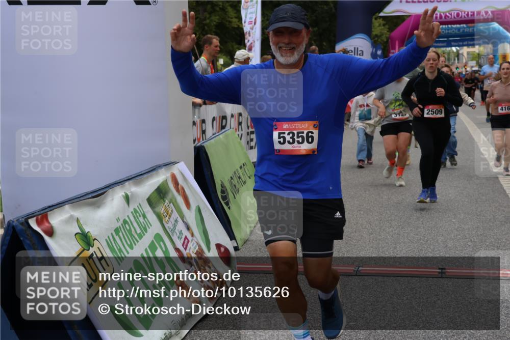 06.09.2026 - CURREX Alsterlauf Strokosch-Dieckow http://msf.ph/oto/10135626 06.09.2026 10:10:38 Ziel 2509, 2670, 2674, 3077, 3127, 3278, 3426, 3649, 3930, 4066, 4167, 4959, 5356, 6220, 6351 meine-sportfotos.de