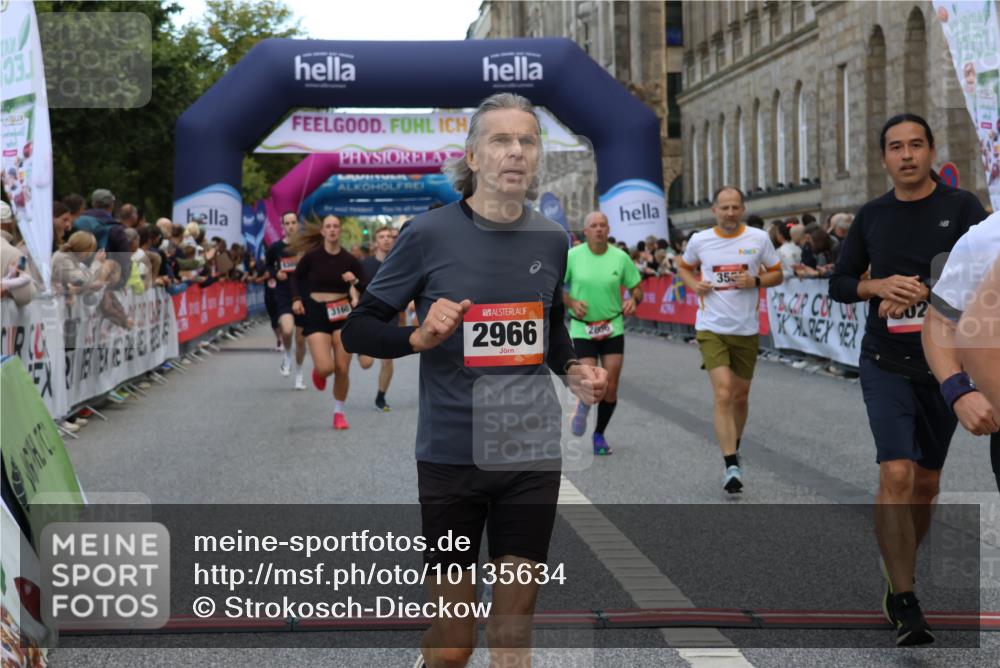 06.09.2026 - CURREX Alsterlauf Strokosch-Dieckow http://msf.ph/oto/10135634 06.09.2026 09:57:31 Ziel 2316, 2806, 2966, 3160, 3236, 3559, 3881, 3914, 4224, 4641, 4859, 5107, 5463, 5510, 5978, 6020, 8029, 8281 meine-sportfotos.de