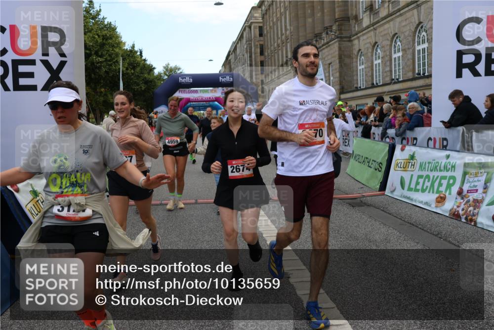 06.09.2026 - CURREX Alsterlauf Strokosch-Dieckow http://msf.ph/oto/10135659 06.09.2026 10:10:42 Ziel 2058, 2509, 2589, 2670, 2674, 3127, 3278, 3345, 3649, 3930, 4066, 4077, 4167, 4211, 4238, 4697, 4959, 5356, 6220, 6351 meine-sportfotos.de