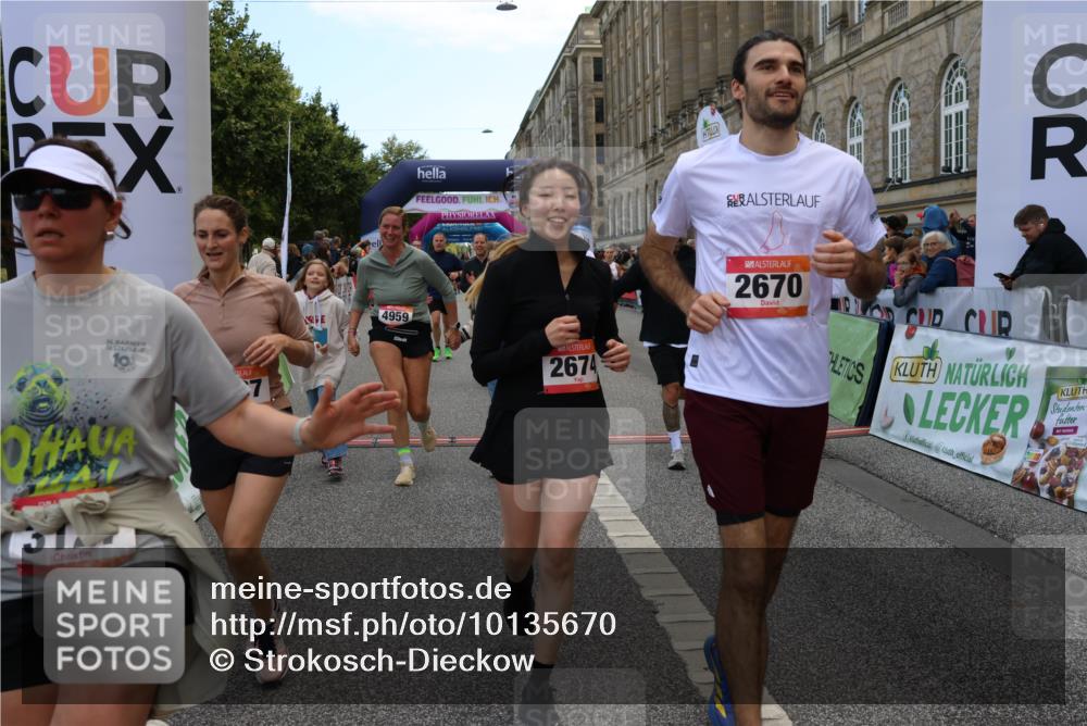 06.09.2026 - CURREX Alsterlauf Strokosch-Dieckow http://msf.ph/oto/10135670 06.09.2026 10:10:43 Ziel 2058, 2509, 2589, 2670, 2674, 3127, 3278, 3345, 3649, 3930, 4066, 4077, 4167, 4211, 4238, 4697, 4959, 5356, 6220, 6351 meine-sportfotos.de