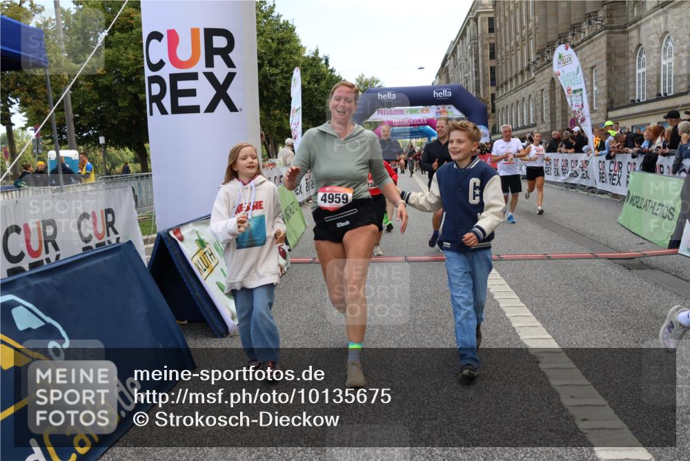 06.09.2026 - CURREX Alsterlauf Strokosch-Dieckow http://msf.ph/oto/10135675 06.09.2026 10:10:44 Ziel 2058, 2509, 2589, 2670, 2674, 2734, 3127, 3278, 3345, 3649, 3930, 4066, 4077, 4167, 4211, 4238, 4697, 4959, 5356, 6220 meine-sportfotos.de