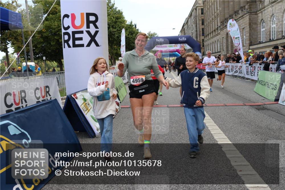 06.09.2026 - CURREX Alsterlauf Strokosch-Dieckow http://msf.ph/oto/10135678 06.09.2026 10:10:44 Ziel 2058, 2509, 2589, 2670, 2674, 2734, 3127, 3278, 3345, 3649, 3930, 4066, 4077, 4167, 4211, 4238, 4697, 4959, 5356, 6220 meine-sportfotos.de