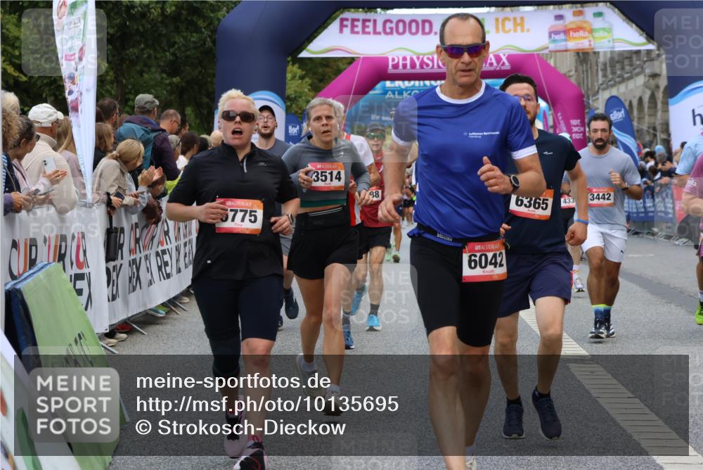 06.09.2026 - CURREX Alsterlauf Strokosch-Dieckow http://msf.ph/oto/10135695 06.09.2026 09:57:38 Ziel 2237, 2242, 2288, 2538, 2806, 3097, 3160, 3236, 3442, 3514, 3559, 4213, 4224, 4334, 4682, 4691, 5107, 5215, 5775, 6020, 6042, 6078, 6318, 6365, 8029, 8231 meine-sportfotos.de