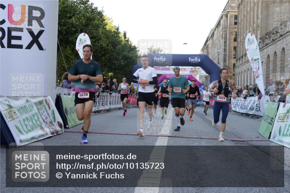 06.09.2026 - CURREX Alsterlauf Yannick Fuchs http://msf.ph/oto/10135723 06.09.2026 09:44:18 Ziel 2186, 2699, 3010, 3331, 3355, 3564, 3717, 4838, 4928, 5114, 5443, 5530, 5626, 5722, 5974, 6484, 6485, 6486, 8127, 8302, 8328 meine-sportfotos.de