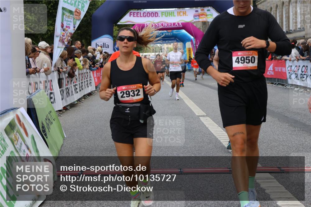 06.09.2026 - CURREX Alsterlauf Strokosch-Dieckow http://msf.ph/oto/10135727 06.09.2026 09:57:51 Ziel 2523, 2663, 2672, 2877, 2932, 2950, 3122, 4003, 4950, 5111, 5247, 5660, 5736, 5790, 6108, 6137, 6239, 8307 meine-sportfotos.de
