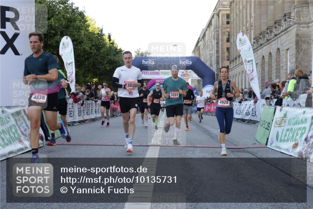 06.09.2026 - CURREX Alsterlauf Yannick Fuchs http://msf.ph/oto/10135731 06.09.2026 09:44:18 Ziel 2186, 2699, 3010, 3331, 3355, 3564, 3717, 4838, 4928, 5114, 5443, 5530, 5626, 5722, 5974, 6484, 6485, 6486, 8127, 8302, 8328 meine-sportfotos.de