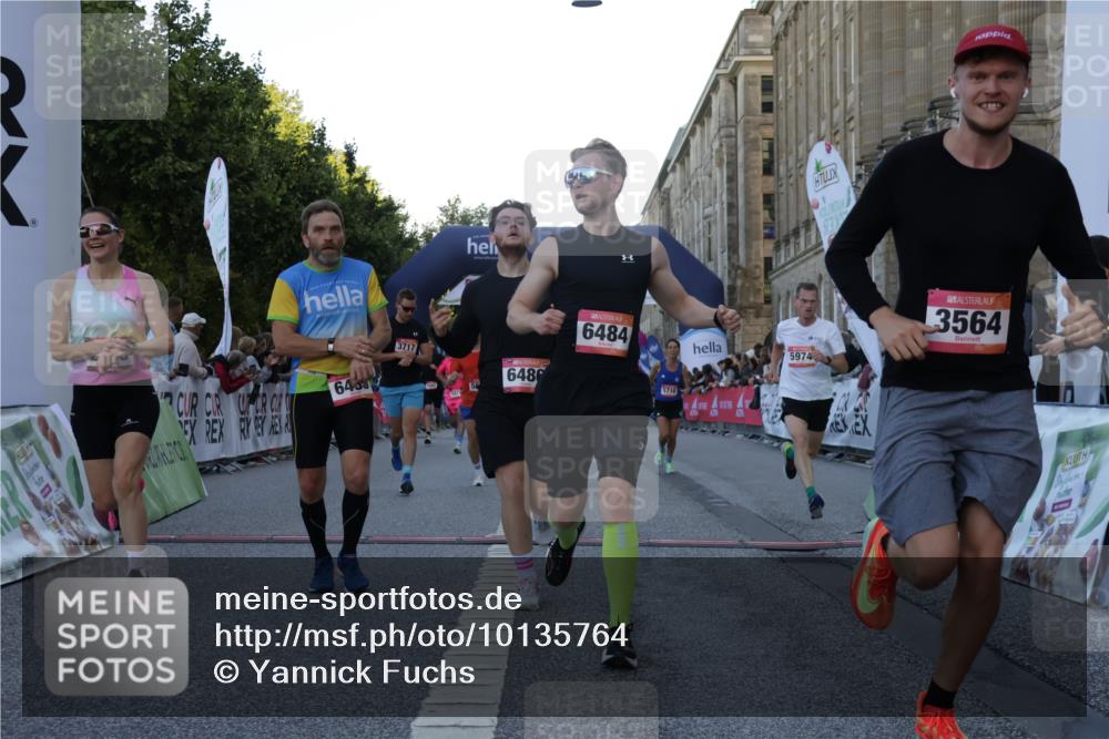 06.09.2026 - CURREX Alsterlauf Yannick Fuchs http://msf.ph/oto/10135764 06.09.2026 09:44:21 Ziel 2186, 2699, 3010, 3331, 3355, 3564, 3717, 4838, 4862, 4928, 5443, 5477, 5530, 5626, 5710, 5722, 5974, 6484, 6485, 6486, 8302 meine-sportfotos.de